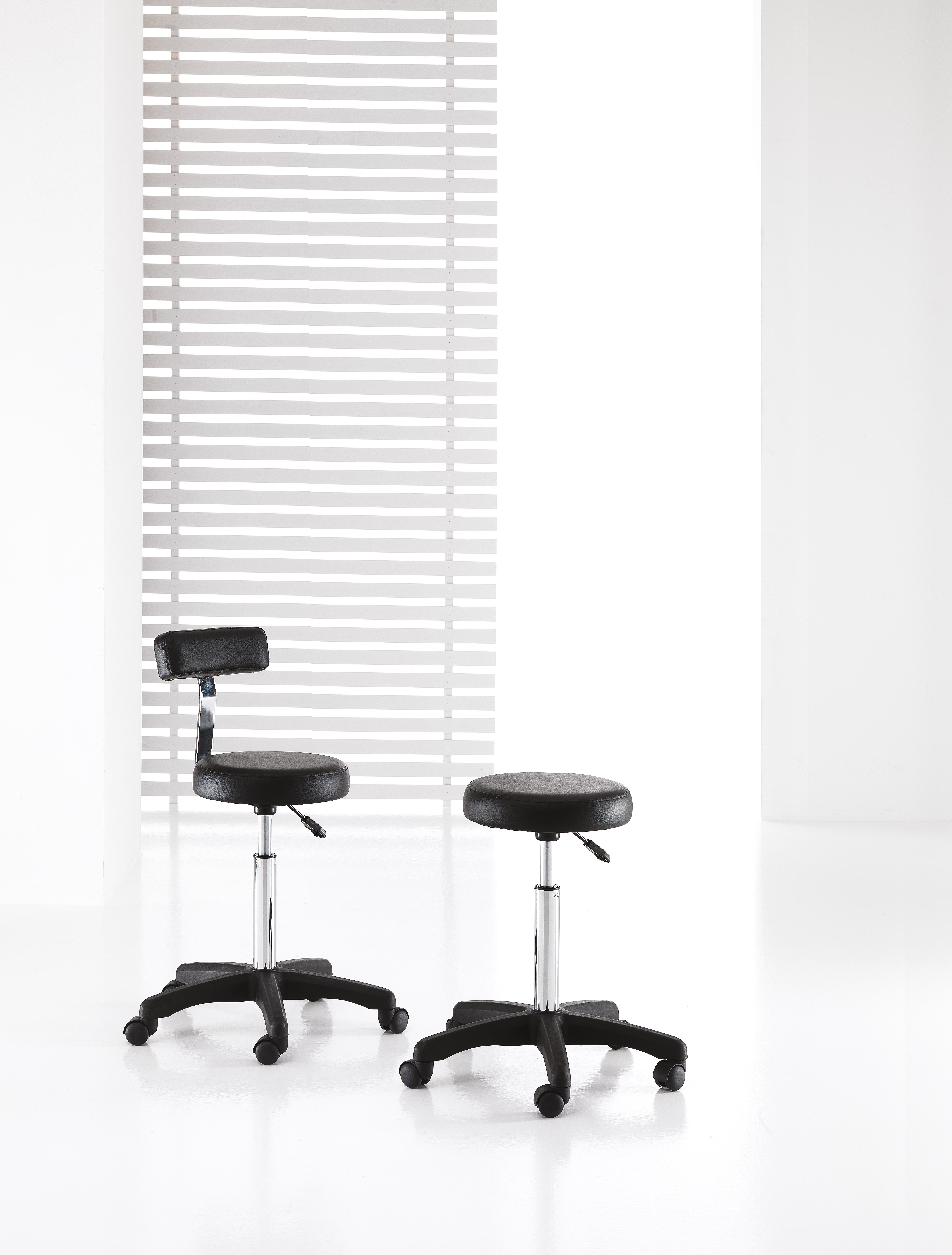 Xanitalia Smart Hocker mit Sky-Kunstlederbezug