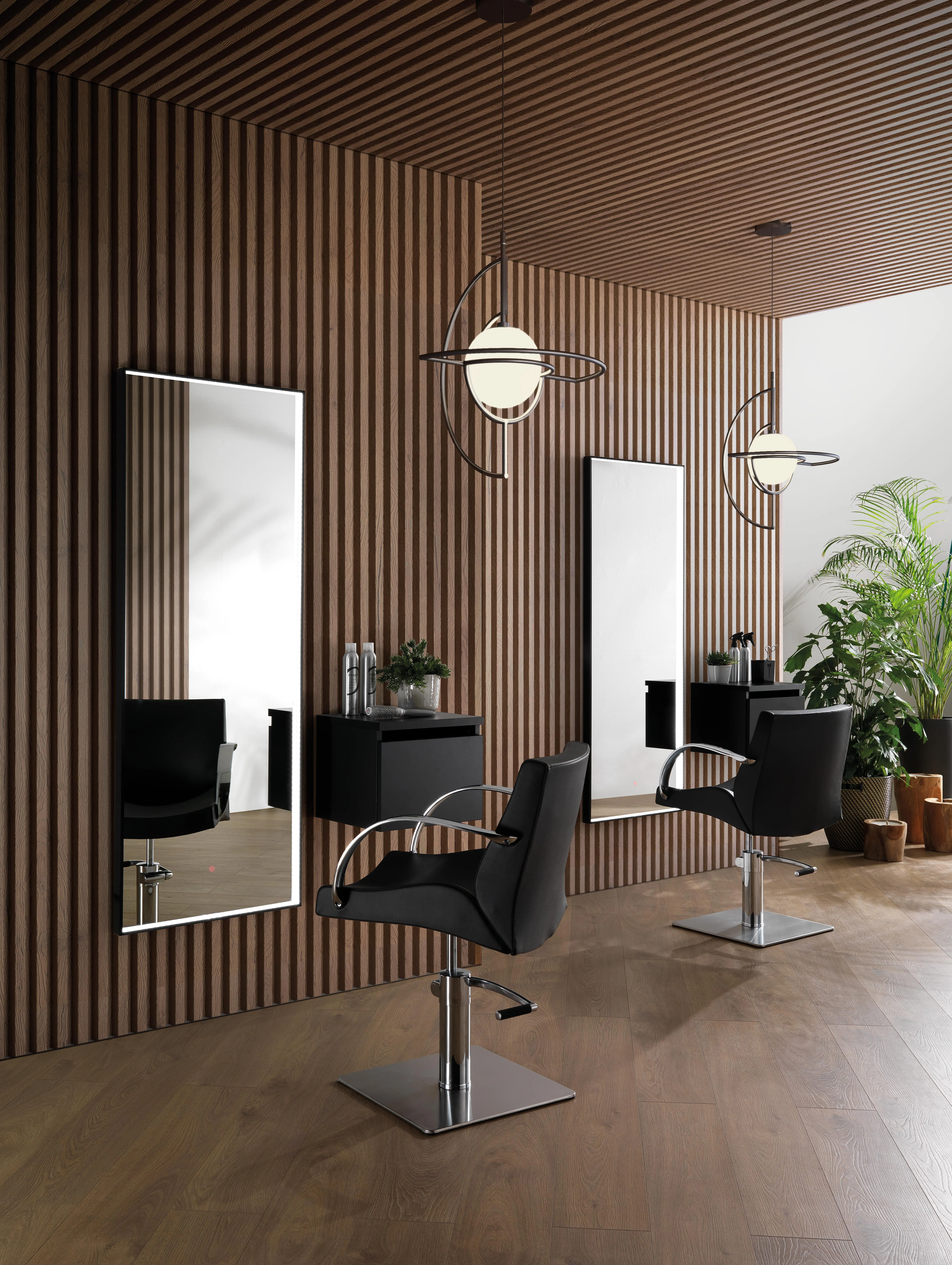 Xanitalia Hair Moon Friseurstuhl mit eckigem Fuß