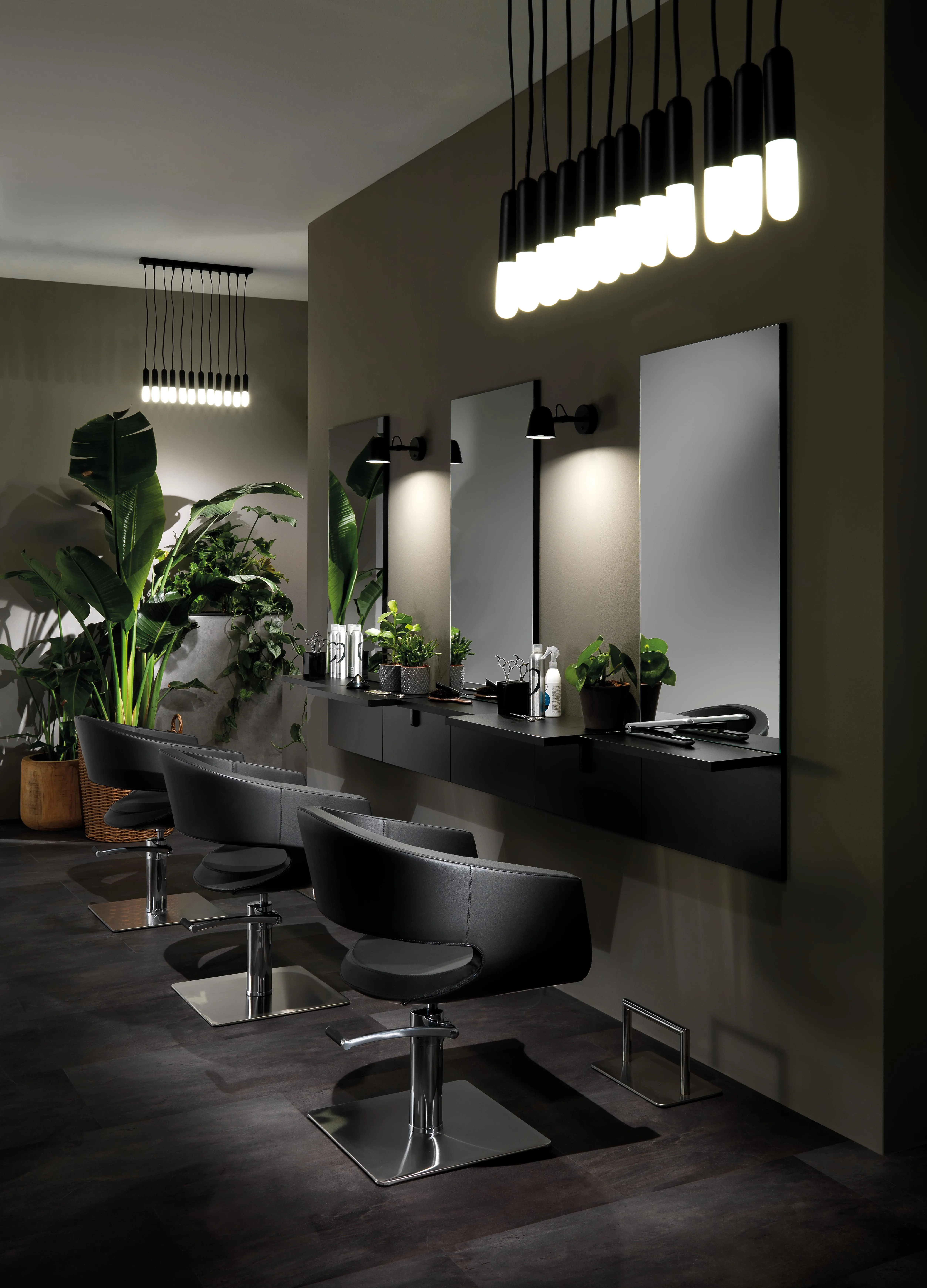 Xanitalia Hair Stylo Friseurstuhl Eckiger Fuß