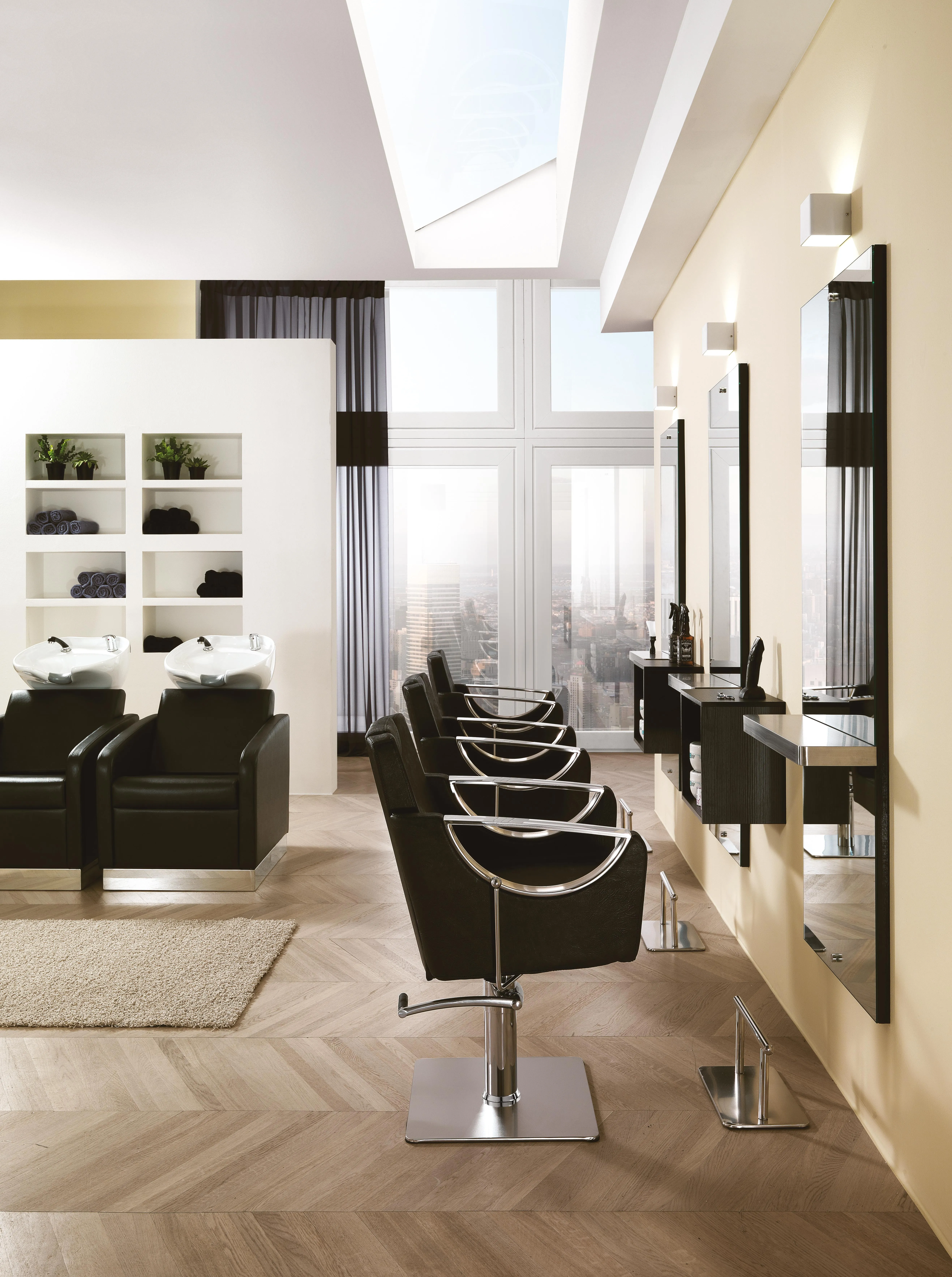 Xanitalia Hair Crown Friseurstuhl