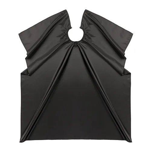 Ein schwarzer Umhang
